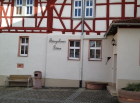 5bürgerhauslöwenschaafheim.jpg